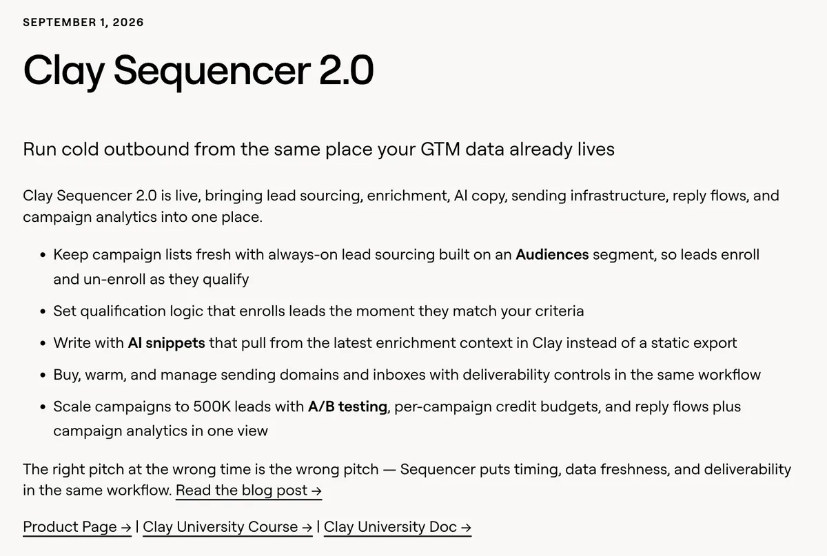 הודעת העדכון Clay Sequencer 2.0 מ-1 בספטמבר 2026, עם רשימת היכולות: רשימות חיות, כתיבה עם AI, דומיינים ו-A/B טסט