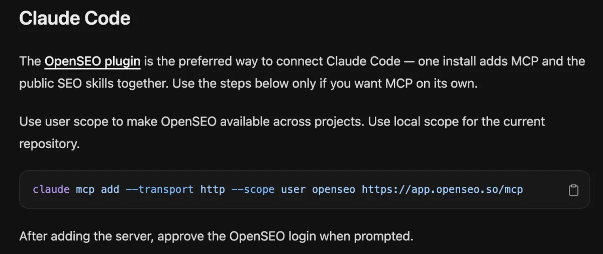 עמוד התיעוד של OpenSEO בחלק של Claude Code, עם פקודת claude mcp add והמלצה להשתמש בתוסף